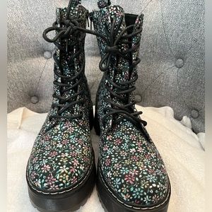 Portland Floral Boot